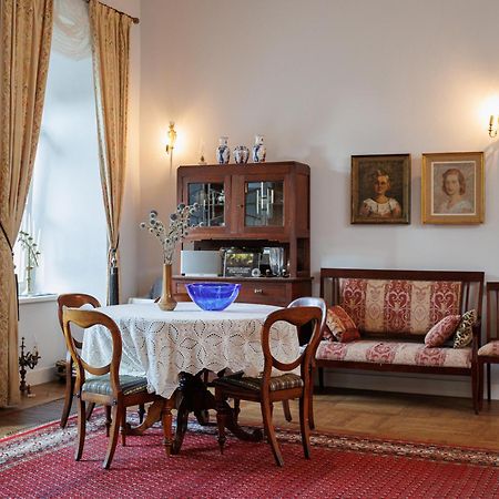 Апартаменты Zamosc Dwor Udrycze Экстерьер фото